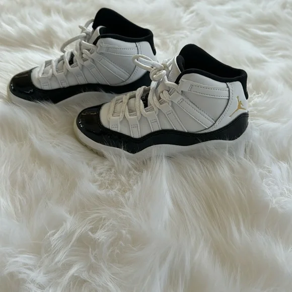 Jordan Shoes Kids Air Jordan Retro Concord Poshmark